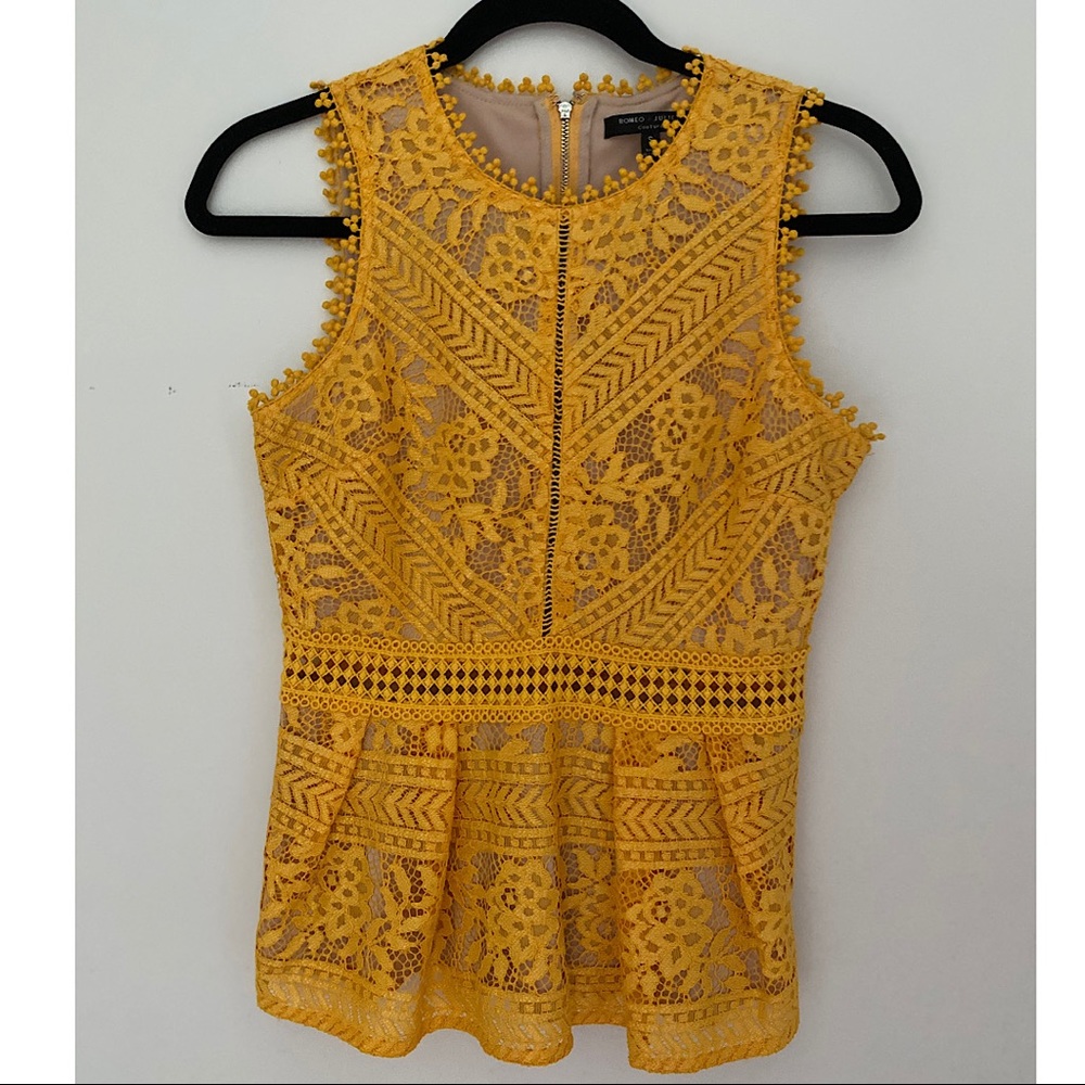 Lace peplum blouse!